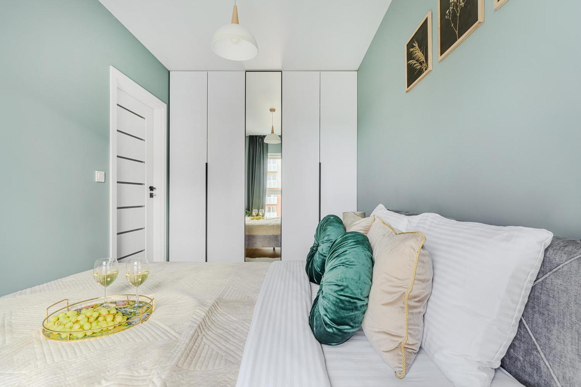 Lumina Luxury 3-Rooms Apartments With Parking Лодзь Экстерьер фото